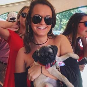 Meet your Posher, Abby